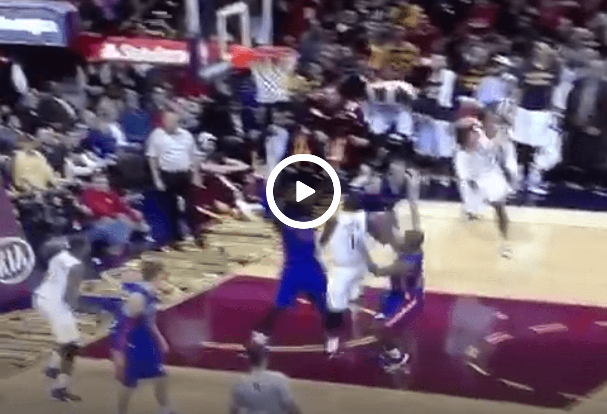 Dion Waiters Finishes A NASTY Buzzer-Beating Layup