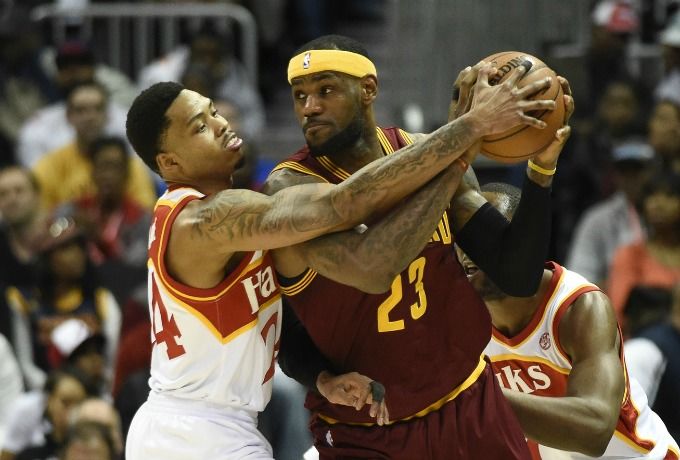 Kent Bazemore, LeBron James