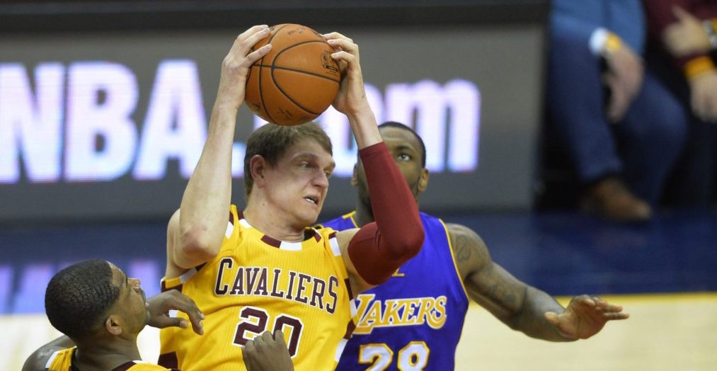 What Luke Walton Promised Timofey Mozgov During Contract Negotiations