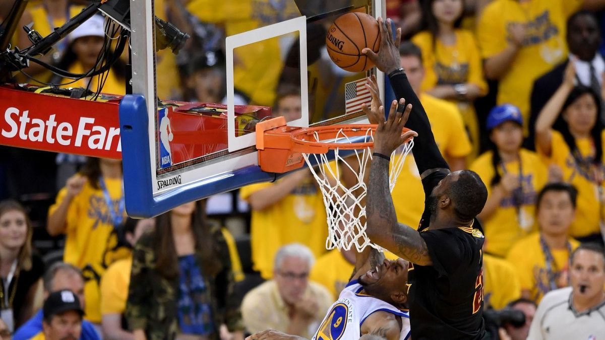 LeBron James Blocks Andre Iguodala