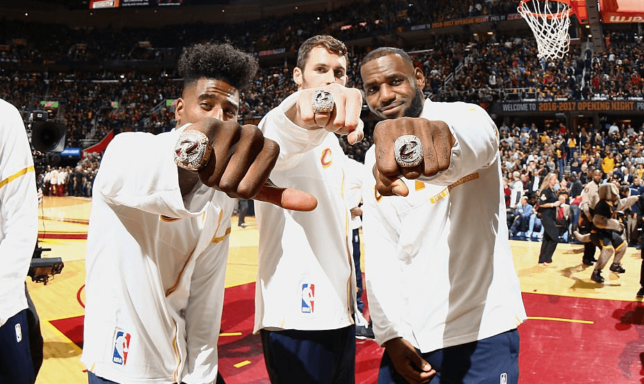 LeBron James Kevin Love Iman Shumpert Ring