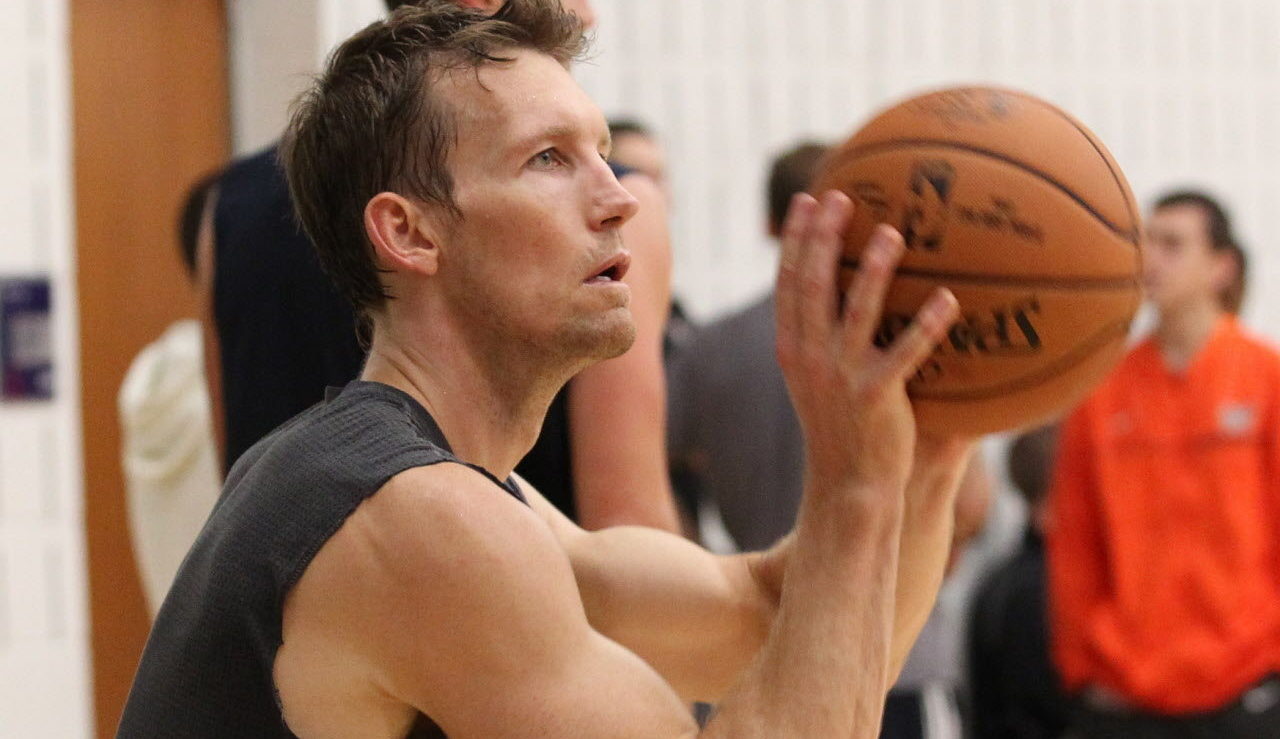 REPORT: Mike Dunleavy to return against Toronto Raptors