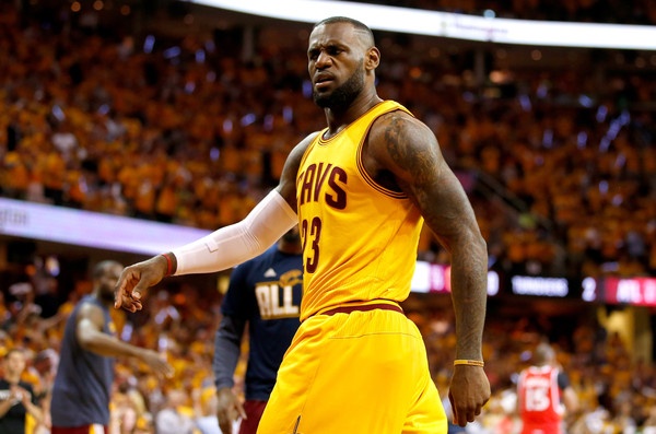 LeBron James on Chuck: &quot;Screw Charles Barkley&quot;