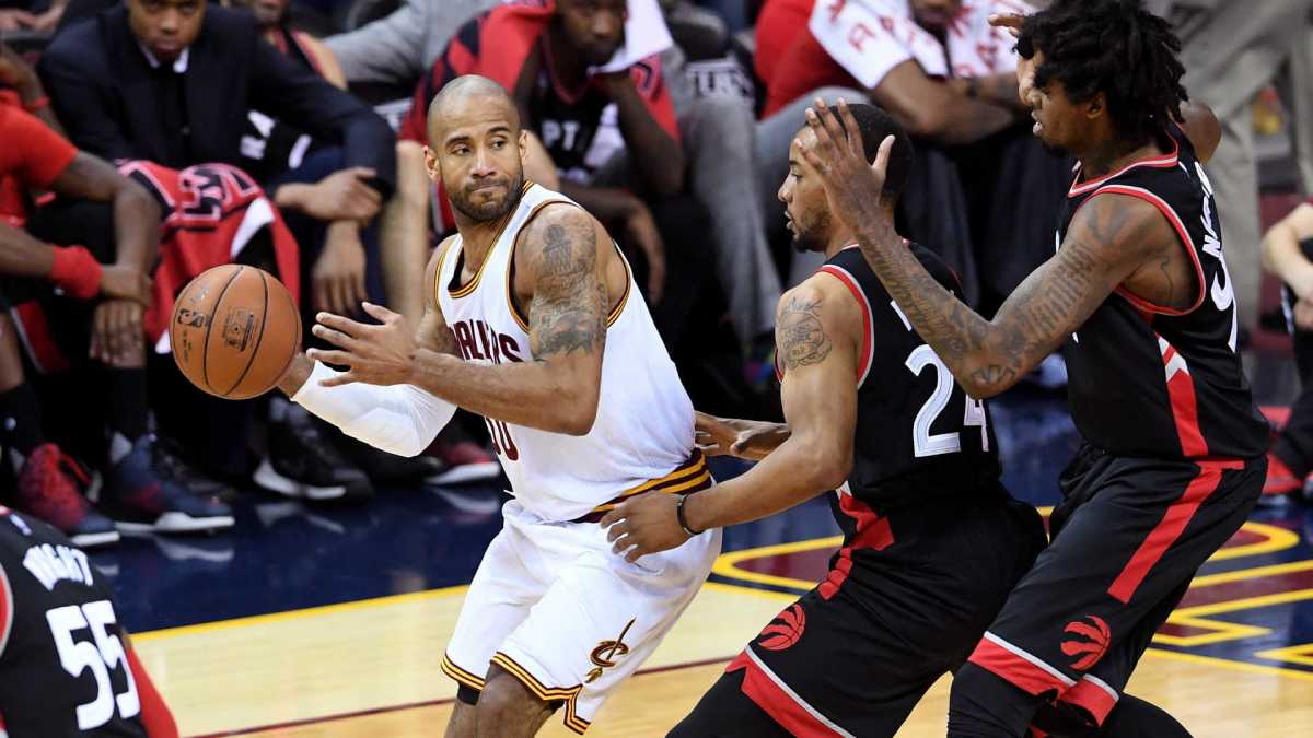 Dahntay Jones Norman Powell Ejection