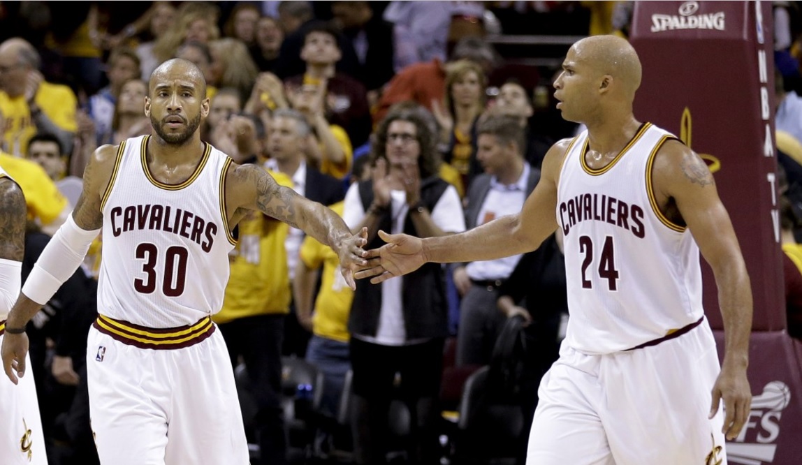 Richard Jefferson posts photo of GoFundMe account for Dahntay Jones&#8217; fines