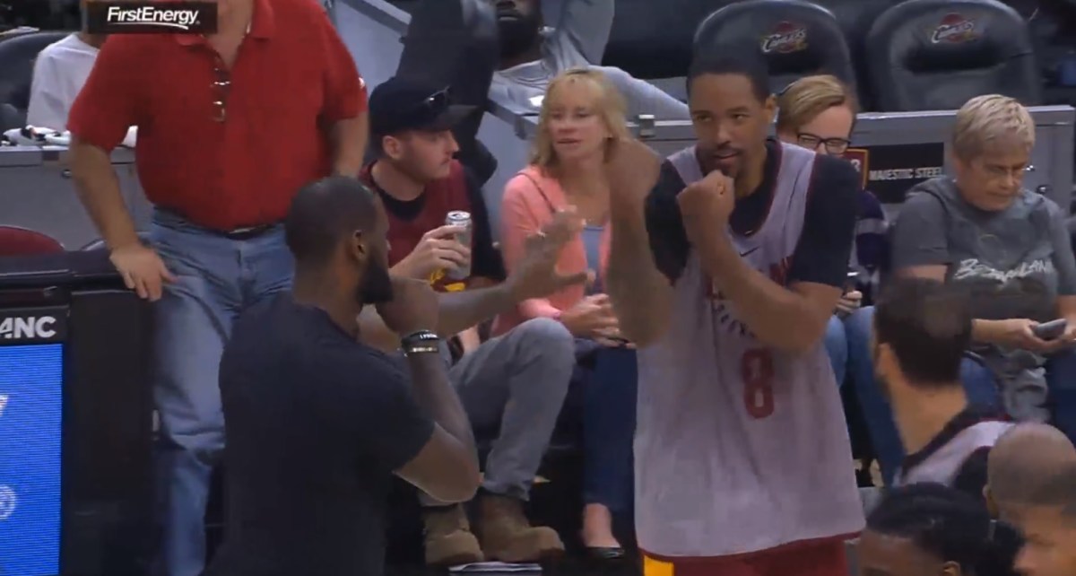 LeBron Channing Frye boxing