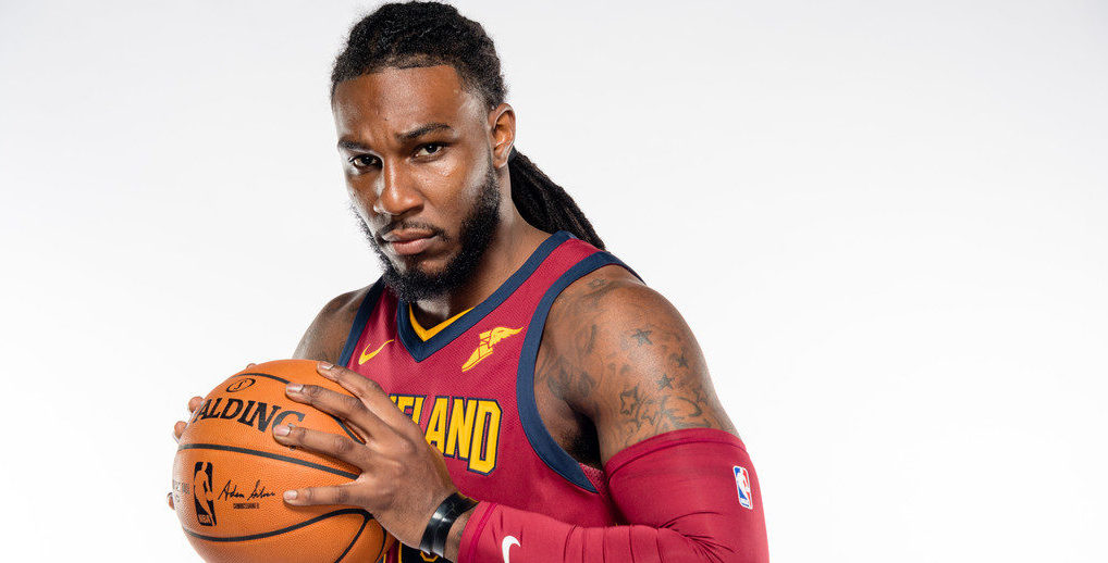 Basketball in their blood: Corey and Jae Crowder grow together