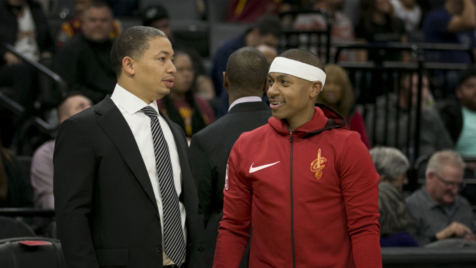 Cavs coach Tyronn Lue jokes that he&#8217;s panicking now