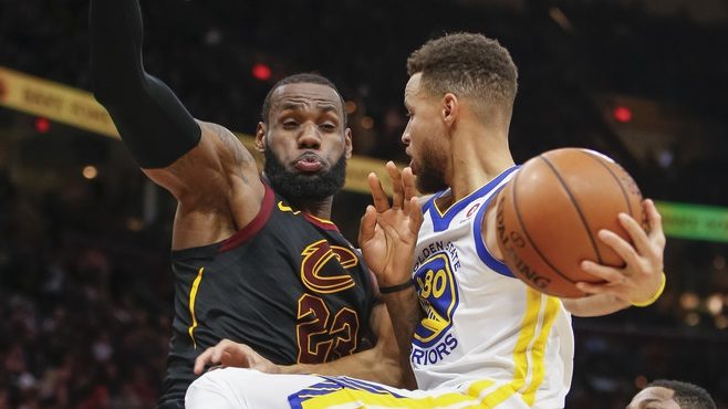 LeBron James passes Stephen Curry for most jerseys sold in China