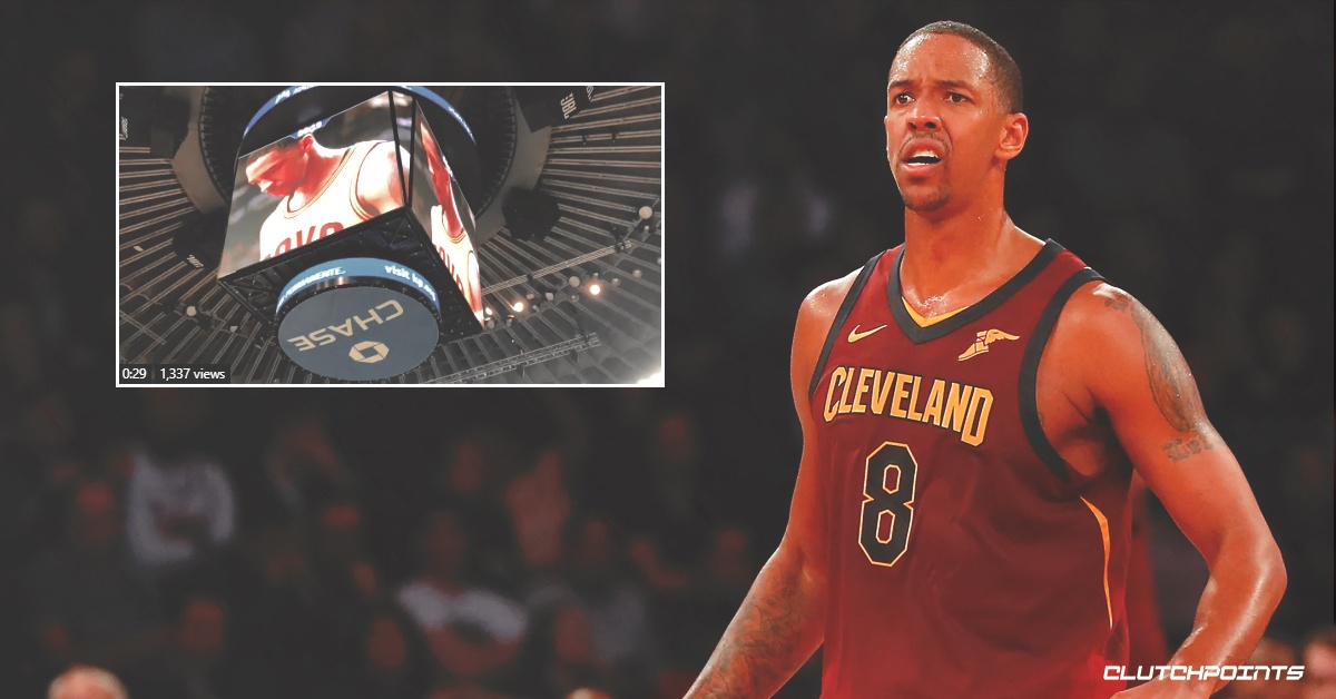 Channing Frye gets a tribute video from the Warriors