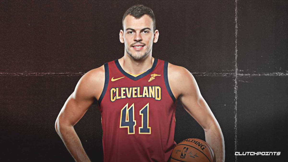 Report: Cavs will not pick up 4th-year option on Ante Zizic