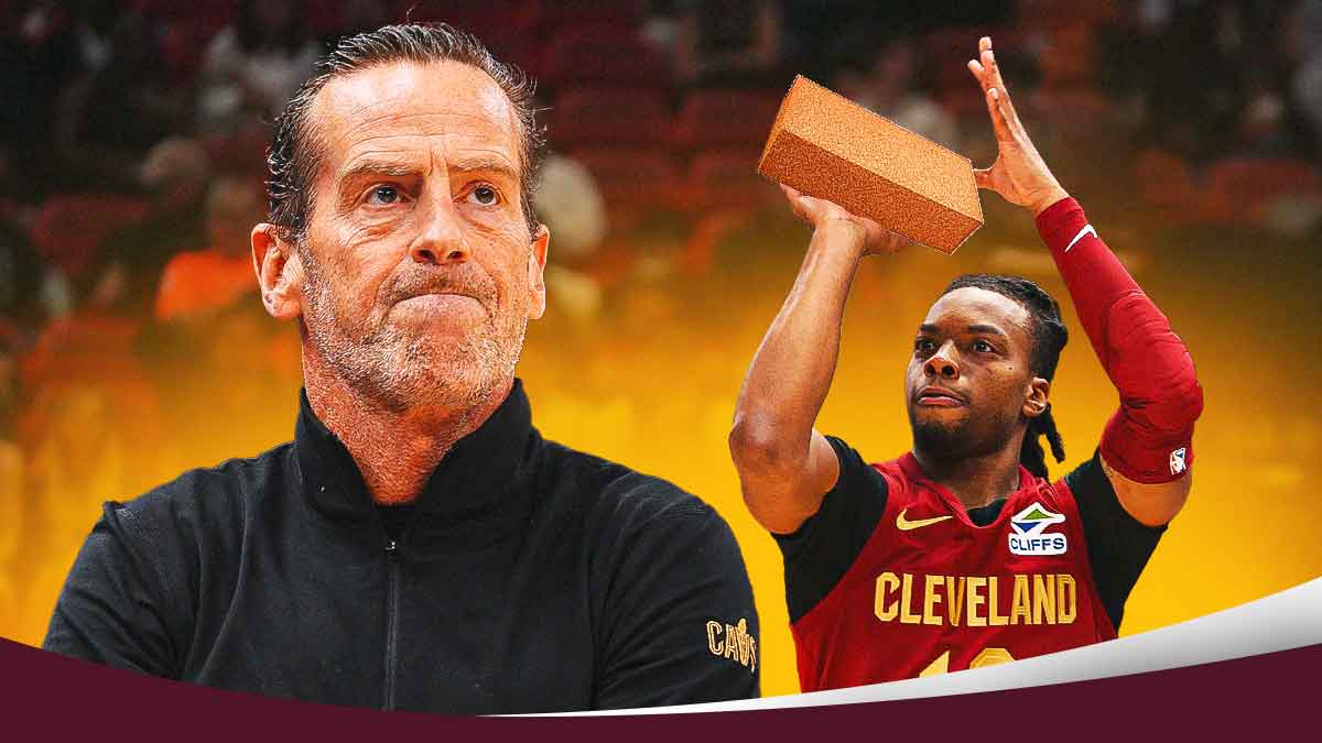 Kenny Atkinson looking frustrated, with Cavs' Darius Garland shooting bricks