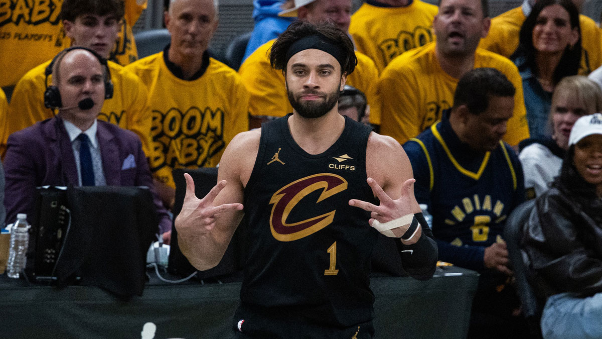 Kenny Atkinson plants his flag for Max Strus as Cavs’ ‘forceful leader’
