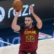 Cavs forward Larry Nance Jr. (22) shoots the ball