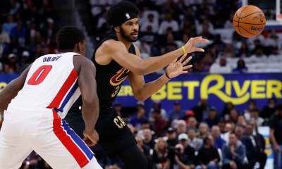 Cleveland Cavaliers center Jarrett Allen (31) passes defended by Detroit Pistons center Jalen Duren (0) in the first half during game one of the second round of the 2026 NBA Playoffs at Little Caesars Arena.