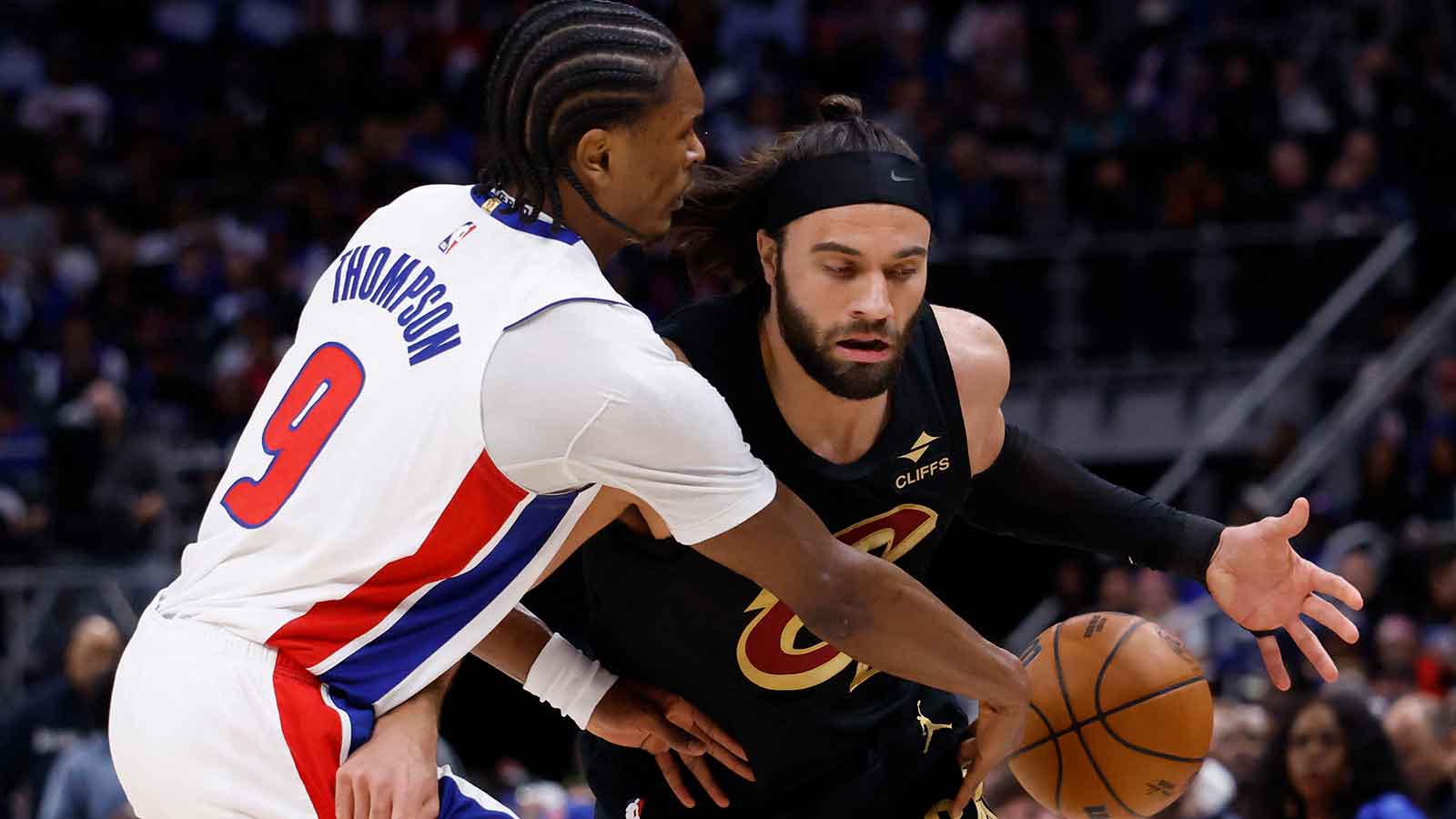Bill Simmons demands NBC ‘intervention’ after cringey Cavs Max Strus rhyme