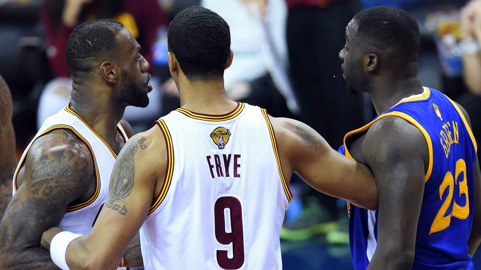 Ex-Cavs forward Channing Frye fires hilarious claims vs. Draymond Green, 2016 Warriors