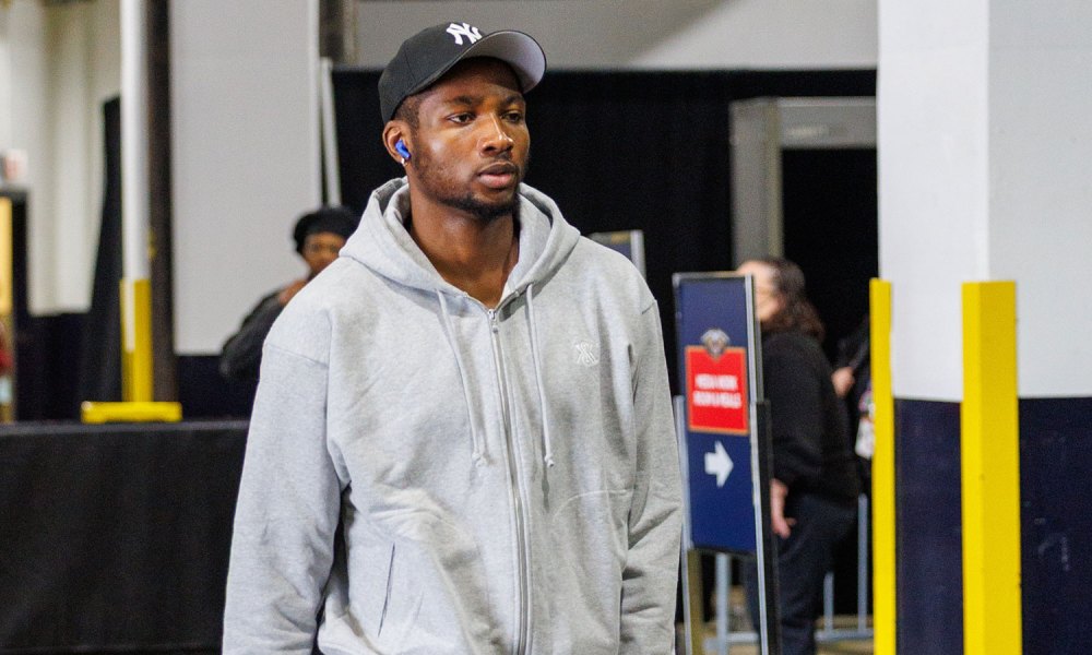 Golden State Warriors forward Jonathan Kuminga (00) arrives at the arena before the game against the New Orleans Pelicans at Smoothie King Center.
